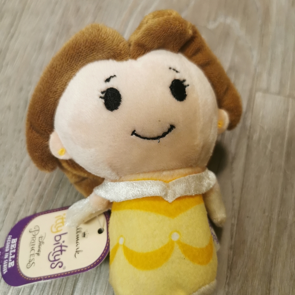 Hallmark Itty bitty "Bella" new with tags